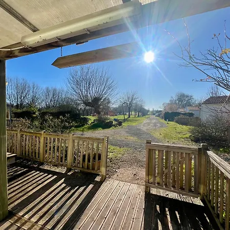 Au Bord Du - Les Jardins De - Parc Jeux Tennis Nature - Ideal Famille Guest house