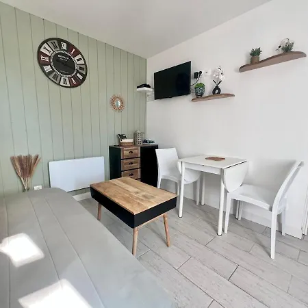 Au Bord Du - Les Jardins De - Parc Jeux Tennis Nature - Ideal Famille * Vandré