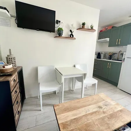 Au Bord Du - Les Jardins De - Parc Jeux Tennis Nature - Ideal Famille Guest house *