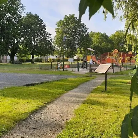 Pensión Au Bord Du - Les Jardins De - Parc Jeux Tennis Nature - Ideal Famille Vandré