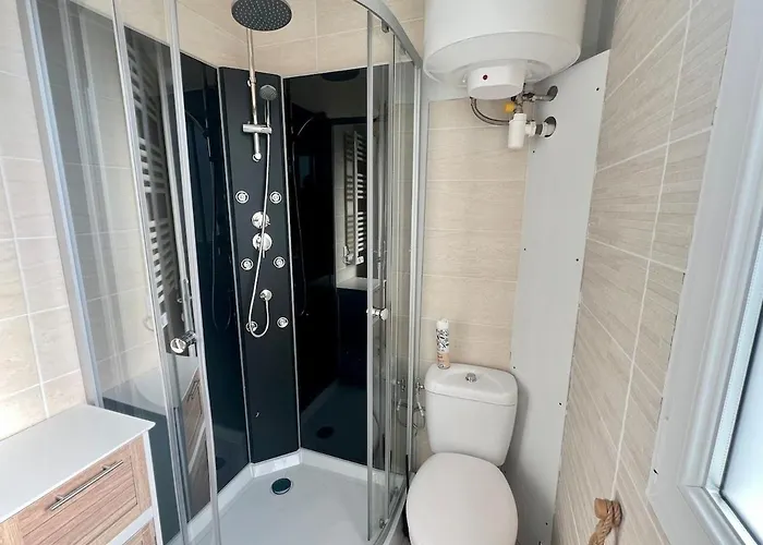 Au Bord Du - Les Jardins De - Parc Jeux Tennis Nature - Ideal Famille